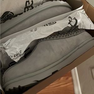 BNWT Ugg Tasman Slippers